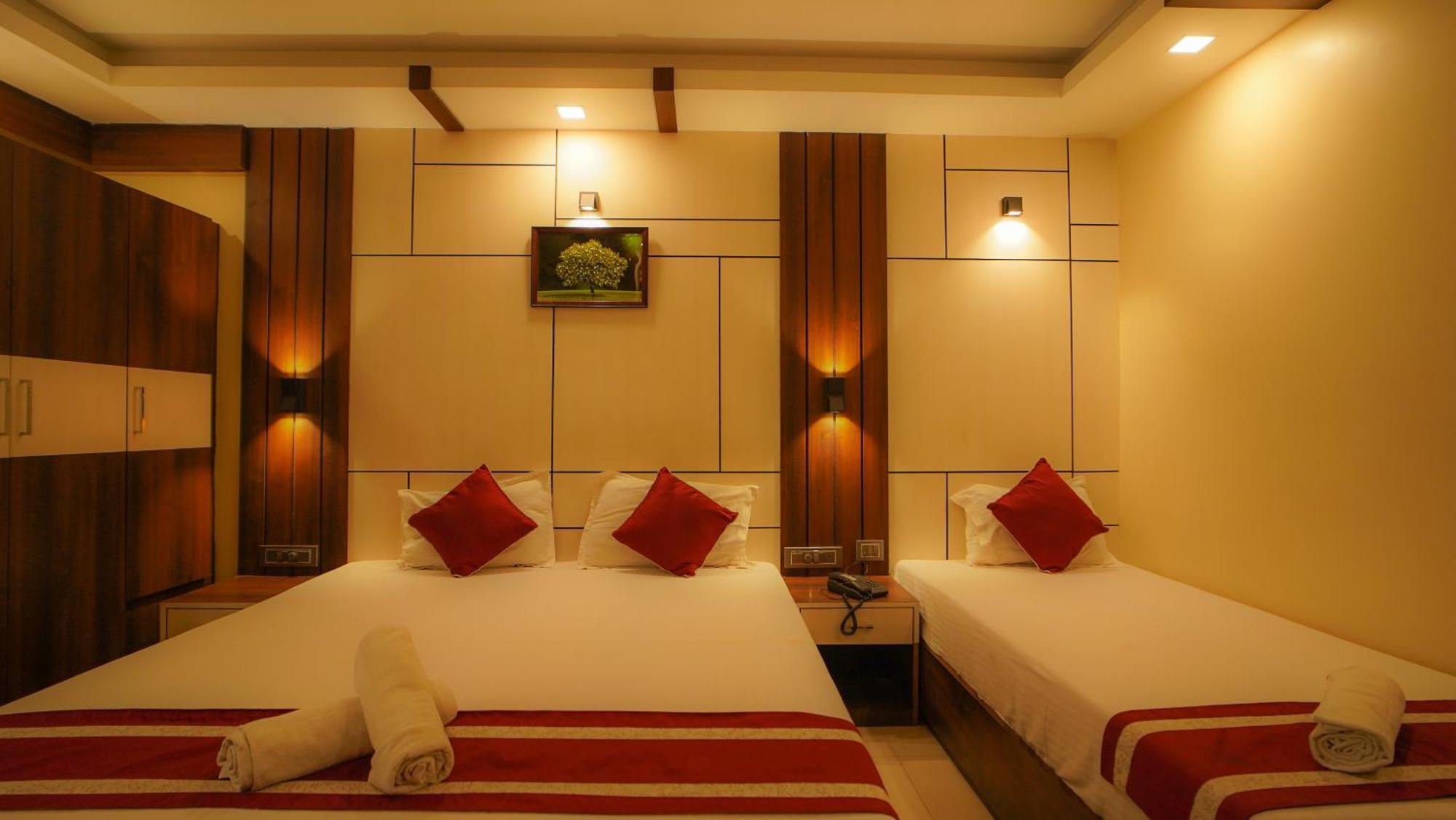 Hotel Mayuri !! Couple Friendly Family Hotel !! Digha  Exterior foto